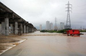 The water level in Korangi Nadi rises due to continuous rains that have lashed Karachi.