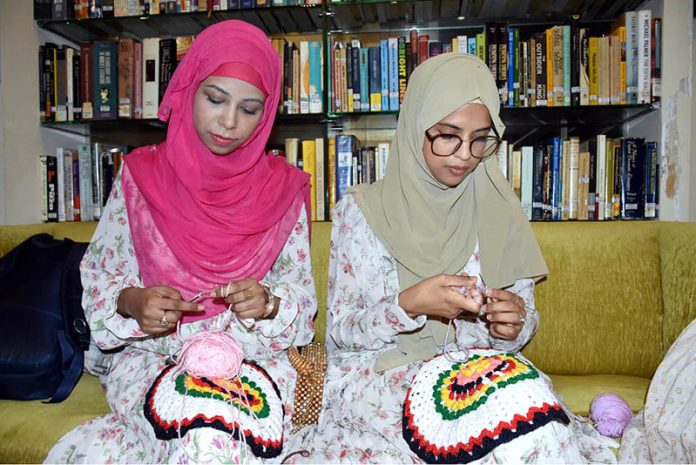 Girls engaged in crochet and karhai knitting during the Croatian Workshop on Ancient Croatian Art in Pakistan, organized by The Knowledge of Art Academy