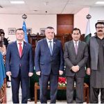 Speaker National Assembly Sardar Ayaz Sadiq in a group photo with the Uzbek parliamentary delegation led by Speaker of the Legislative Chamber of the Oliy Majlis of the Republic of Uzbekistan, Nuriddin Ismoilov, at Parliament House