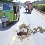 An open manhole on Jail Road poses a serious risk for commuters and pedestrians, highlighting the need for timely safety measures to prevent mishaps