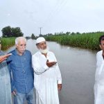 Federal Minister for Board of Investment, Qaiser Ahmad Sheikh visiting the flood affected areas