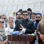 Sindh Governor Kamran Khan Tessori talking to media persons at Mazar-e-Quaid to mark Defence Day of Pakistan
