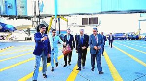 Deputy Prime Minister and Foreign Minister, Senator Mohammad Ishaq Dar, arrives in New York where he was received by Pakistan’s Permanent Representative to the UN, Ambassador Asim Iftikhar Ahmad, Pakistan’s Ambassador to the US, Rizwan Saeed Sheikh, and senior mission officials