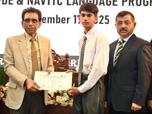 Federal Minister for Education and Professional Training Khalid Maqbool Siddiqui cuts the ribbon to inaugurate the IT Lab at Islamabad Model College for Girls, G-11/1.