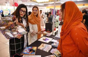 Women visitors browse stalls and take interest in beautiful handicrafts during Education Expo 2025 at Shiraz Arena.