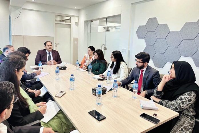 CEO Pakistan Textile Council (PTC), Mr. Shafqaat, giving a presentation to the newly inducted Civil Servants of Commerce & Trade Group, during their visit of PTC