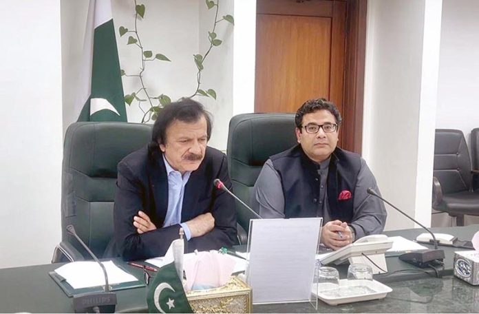 Special Assistant to the Prime Minister Haroon Akhtar Khan Highlights Pakistan's Commitment to SME Growth at First Virtual and 8th D-8 countries Meeting