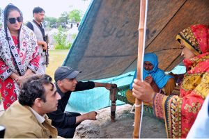 Chairman Pakistan Peoples Party, Bilawal Bhutto Zardari, addresses flood-affected people during his visit to Gilani Domra makeshift Tent City.