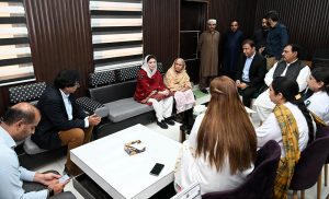 First Lady and Member of National Assembly Bibi Aseefa Bhutto Zardari along with Provincial Minister for Health Dr. Azra Fazal Pechuho visits Benazir Institute of Urology and Transplantation (BIUT) Shaheed Benazirabad. First Lady Bibi Aseefa Bhutto Zardari inspected the state-of-the-art robotic surgery, dialysis center, radiology and laboratory and also inaugurated the Central Sterilization Services Department (CSSD)