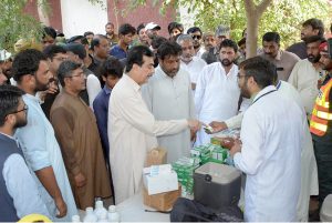 Chairman Senate Syed Yousuf Raza Gilani inspecting medical facilities at flood relief camps established in Multan