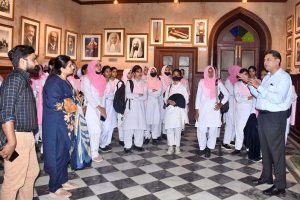 Former Director Archaeology, Punjab, briefs visiting students about art galleries established to pay tribute to Ghazi Ilm Din Shaheed at Shadi Lal Building