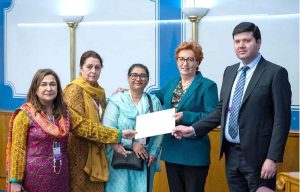 Senator Qurat-ul-Ain Marri presenting a formal invitation to the Vice President of the Parliament of Montenegro for participation in the upcoming Inter-Parliamentary Speakers’ Conference (ISC) to be held in Islamabad from 11-12 November 2025.