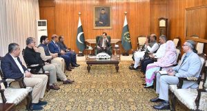 Acting President Syed Yousuf Raza Gilani with former Deputy Chairman Senate Mir Jan Muhammad Jamali, Zamurrad Khan, Patron-in-Chief Pakistan Sweet Home, Ex-MNA Nadeem Afzal Chan at Aiwan-e-Sadr.