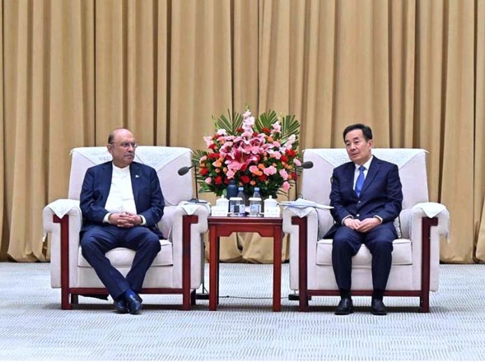 President Asif Ali Zardari met Chen Xiaojiang, Communist Party Secretary of the Xinjiang Uyghur Autonomous Region