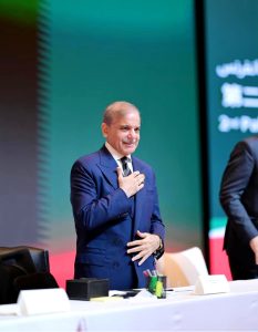 Prime Minister Muhammad Shehbaz Sharif participates in the MoU exchange ceremony of the 2nd Pakistan-China B2B Investment Conference