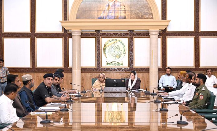 First Lady of Pakistan and MNA, Bibi Aseefa Bhutto Zardari, accompanied by Sindh Health Minister Dr. Azra Fazal Pechuho, reviewing flood preparedness measures