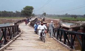 A bridge connecting Sialkot and Bajwat in the Line of Control area was destroyed by floodwaters. The government has constructed a temporary bridge to facilitate more than 85 villages in the Bajwat area.