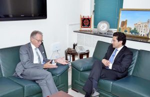 Federal Minister for Petroleum, Ali Pervaiz Malik had a farewell meeting at his office with the outgoing Australian High Commissioner, H.E. Mr. Neil Hawkins.