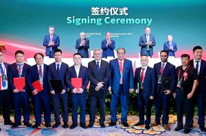 Prime Minister Muhammad Shehbaz Sharif participates in the MoU exchange ceremony of the 2nd Pakistan-China B2B Investment Conference
