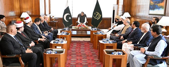 Speaker National Assembly Sardar Ayaz Sadiq in a meeting with Advisor to the President of Palestine on Religious Affairs & Chief Justice of the Shariat Court Mr. Mahmoud Siddiqi Alhabash at Parliament House