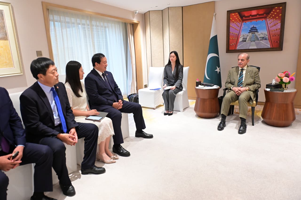 PM meets top Chinese business executives to boost B2B investment cooperation
