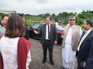 CDA opens new parking facility at Pak Secretariat to ease congestion