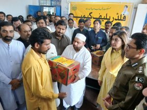 Aurangzeb Khichi visits flood-affected areas of Mailsi