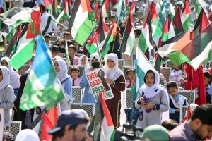 Ameer Jamat-e-Islami Hafiz Naeem-ur-Rehman addressing the participants of Gaza March organized by Jamat-e-Islami to express solidarity with the Palestinians at Faisal Avenue.