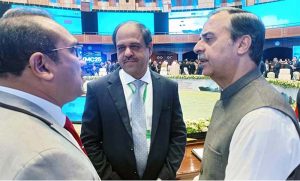 Federal Minister for Maritime Affairs, Muhammad Junaid Anwar Chaudhry talking to Sri Lankan Minister for Transport, Highways and Urban Development Bimal Niroshan Rathnayake, who called on him.