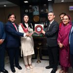 Director News APP, Shumaila Andleeb, presenting a souvenir to Mr. Gao Anming, Editor-in-Chief of China International Communications Group (CICG), during the visit of a delegation from the Academy of Contemporary China & World Studies (ACCWS) to the Associated Press of Pakistan (APP) Headquarters.