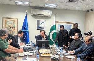 Special Assistant to the Prime minister for Industries and Production Haroon Akhtar khan chaired a high-level meeting of Committee on Bottlenecks of Meat Export to Malaysia with Meat Exporters.