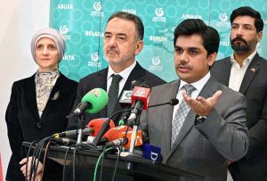 Minister of State for Culture and Heritage Huzaifa Rehman alongwith Turkish Ambassador to Pakistan Dr. Irfan Neziroglu cutting ribbon to launch Art & Photography Exhibition titled “Common Heroes of Pakistan & Türkiye” at PNCA.