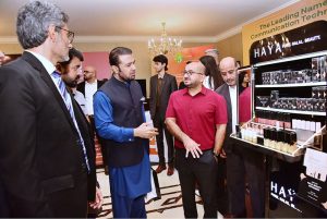 – Advisor to the Finance Minister, Khurram Schehzad, visits various stalls after inaugurating the 5th Pakistan Future of Retail Business Summit & Expo in the provincial capital.