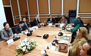 Editor-in-Chief of China International Communication Group, Gao Anming, and President of IPDS, Dr. Farhat Asif, presiding over a session titled “China-Pakistan Think Tank Dialogue 2025: Modernization Through Partnership – China and Pakistan in Global Governance” organized by IPDS and ACCWS at a local hotel.
