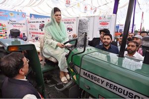 - Special Assistant to Chief Minister Punjab Salma Butt and Assistant Commissioner Sargodha Sherin Gull visiting different stalls during Agriculture exhibition organized by Chamber of Agriculture Pakistan at Arts Council Sargodha.