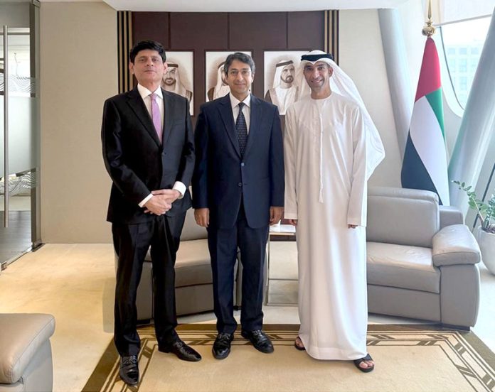 Rana Ihsaan Afzal Khan, Coordinator to the Prime Minister on Commerce, meets with Dr. Thani bin Ahmed Al Zeyoudi, UAE Minister of Foreign Trade, in Abu Dhabi, to discuss strengthening bilateral trade and economic cooperation. Also present was Mr. Ali Zeb Khan, Trade and Investment Counselor at the Pakistan Consulate in Dubai