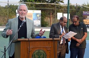 Senator Salim Saifullah Khan Vice President Asian Tennis Federation adressing after the Boys Singles Final of the ITF Pakistan International J-30 Junior Tennis Championships 2025 (Leg-1), at the PTF-SDA Tennis Complex