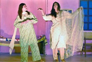 Artists perform the stage play “Khamoshi” during the Hyderabad Theatre Festival 2025 at Sindh Museum. APP/FHN/MAF/TZD/SSH