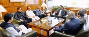Speaker National Assembly Sardar Ayaz Sadiq along with Deputy Prime Minister and Foreign Minister Senator Muhammad Ishaq Dar in a meeting with Parliamentary Leaders of PML-N and PPPP at Parliament House. APP/TZD