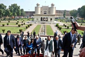 Speaker of the Grand National Assembly of Türkiye, Professor Dr. Numan Kurtulmuş, and Speaker of the National Assembly of the Republic of Azerbaijan, Ms. Sahiba Gafarova, along with their parliamentary delegations, visited the historic Badshahi Mosque. Speaker of the Punjab Assembly Malik Muhammad Ahmad Khan and other dignitaries were also present on the occasion