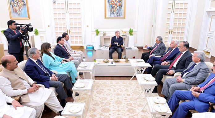 A delegation led by Chairman Pakistan People's Party Bilawal Bhutto Zardari meets Prime Minister Muhammad Shehbaz Sharif