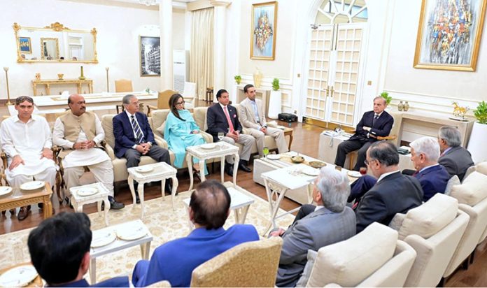 A delegation led by Chairman Pakistan People's Party Bilawal Bhutto Zardari meets Prime Minister Muhammad Shehbaz Sharif