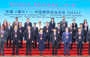 Senator Saleem Mandviwalla in a group photo with the participants of China-Central and South Asia Legal Forum at Kashgar, China.
