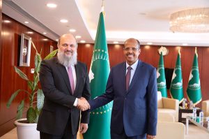 Federal Minister for Commerce Jam Kamal Khan shakes hands with Chairperson of the African Union Commission, Mahmoud Ali Youssouf, during their meeting on the sidelines of the “Made in Pakistan” Single Country Exhibition in Addis Ababa