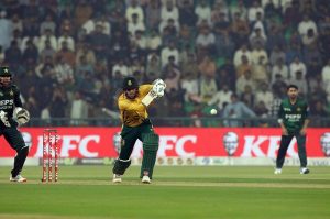 South Africa Batter Quinton de Kock plays during the second T20 international cricket match between Pakistan and South Africa at the Gaddafi Stadium.