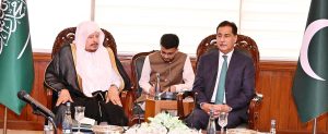 Chairman of Shura Council of the Kingdom of Saudi Arabia Dr. Abdullah bin Mohammed bin Ibrahim Al-Sheikh called on Speaker National Assembly Sardar Ayaz Sadiq at Parliament House.