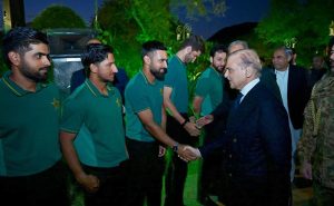 Prime Minister Muhammad Shehbaz Sharif interacts with the management and players of Pakistan Cricket team