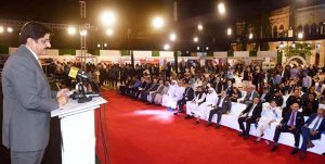 Sindh Chief Minister Syed Murad Ali Shah, along with provincial ministers, diplomats and MoFA officers, cuts the cake to celebrate the opening of the Diplomatic Bazaar "Global Palate - Pakistani Soul: Taste Without Borders" organised by the Ministry of Foreign Affairs (MoFA) Liaison Office, Karachi at the State Guest House.