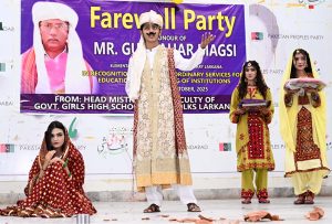 Students of Govt Girls Little Folks Higher Secondary School performing in a tableau during Farewell Party in Honour Ex-District Education Officer (ES&HS) Gul Bahar Magsi at Begum Nusrat Bhutto Hall Jinnah Bagh