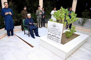 President Asif Ali Zardari visited Baloo ja Qubaa in Nawabshah, the shrine of his mother and father, accompanied by Sindh Home Minister Zia ul Hasan Lanjar, Sindh Minister for Prisons Haji Ali Hassan Zardari, and Balochistan provincial minister Mir Ali Hassan Brohi.